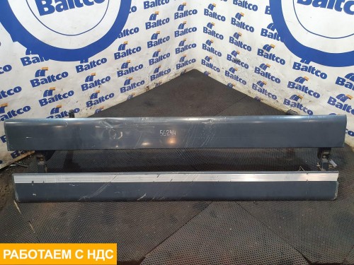 Спойлер бака правый