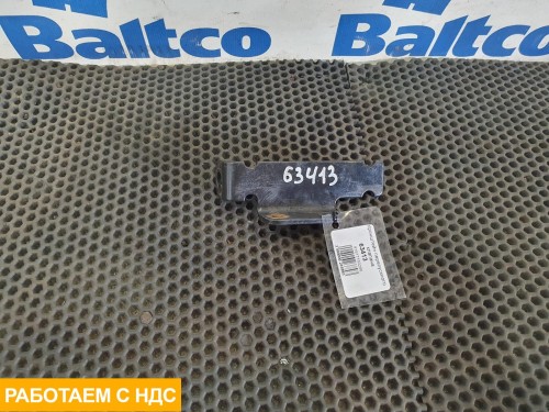 Кронштейн перепускного клапана