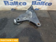 Кронштейн усилителя бампера правый