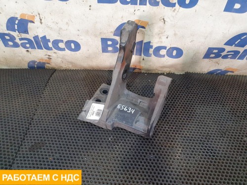 Кронштейн крепления передней рессоры левый