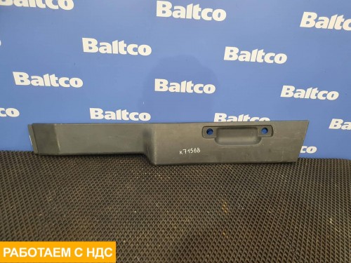 Накладка потолка правая